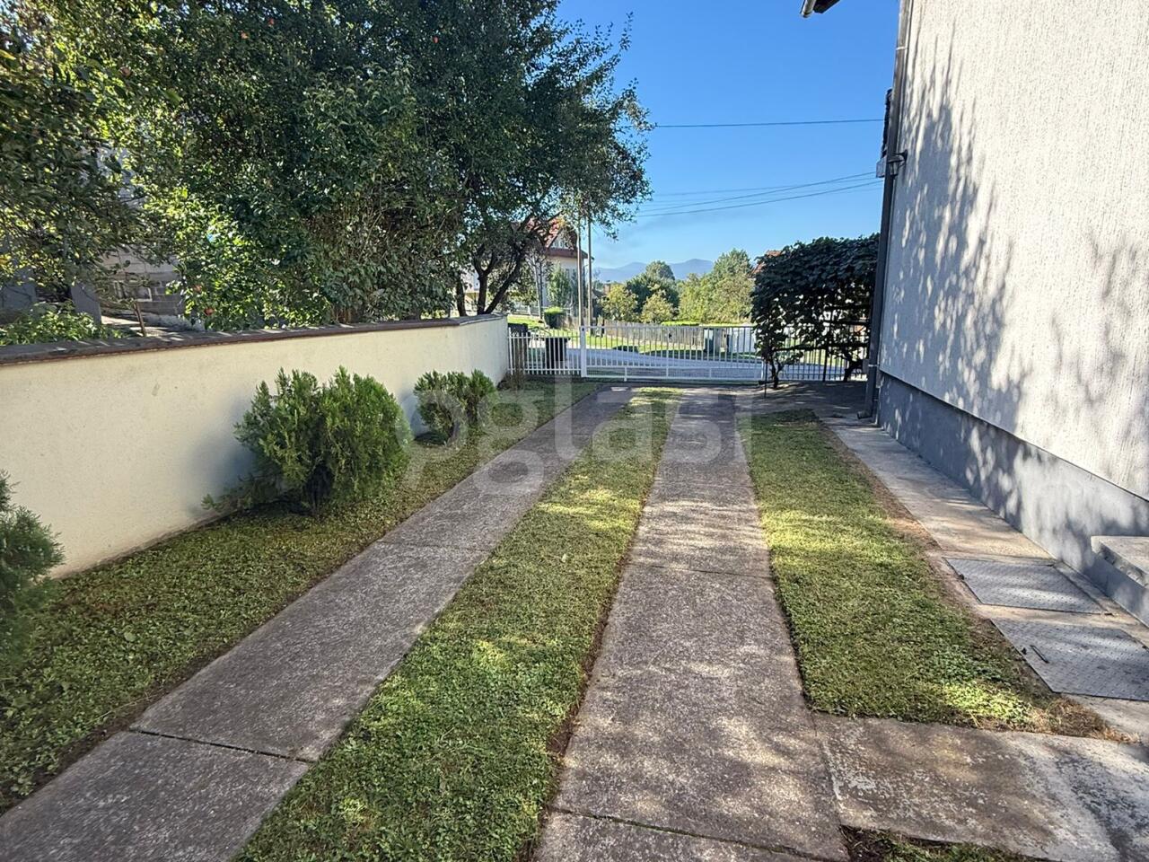 2c07b2e32714.jpg