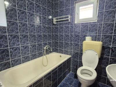 80a34dca8a8b.jpg