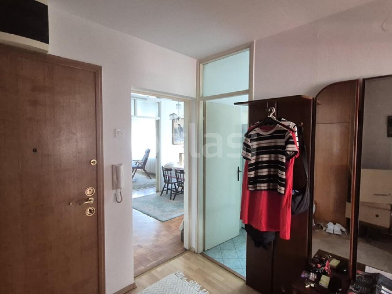 6d98f0714083.jpg