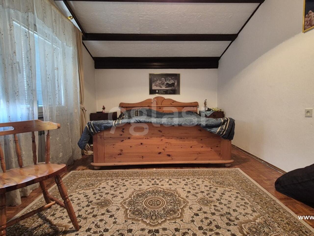 0551de5fd010.jpg