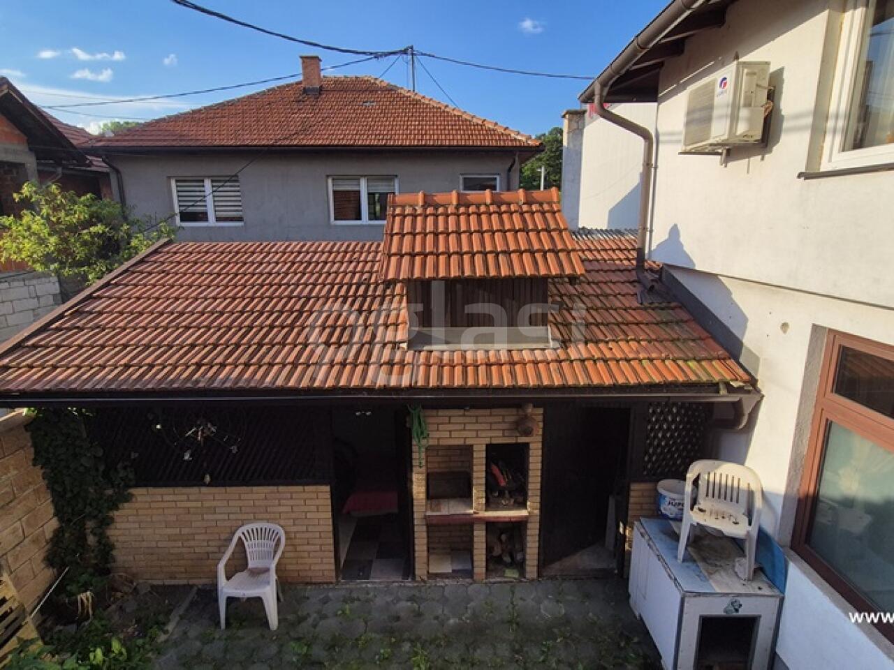 1b7533d27b74.jpg
