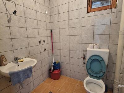 3f08566d73d2.jpg