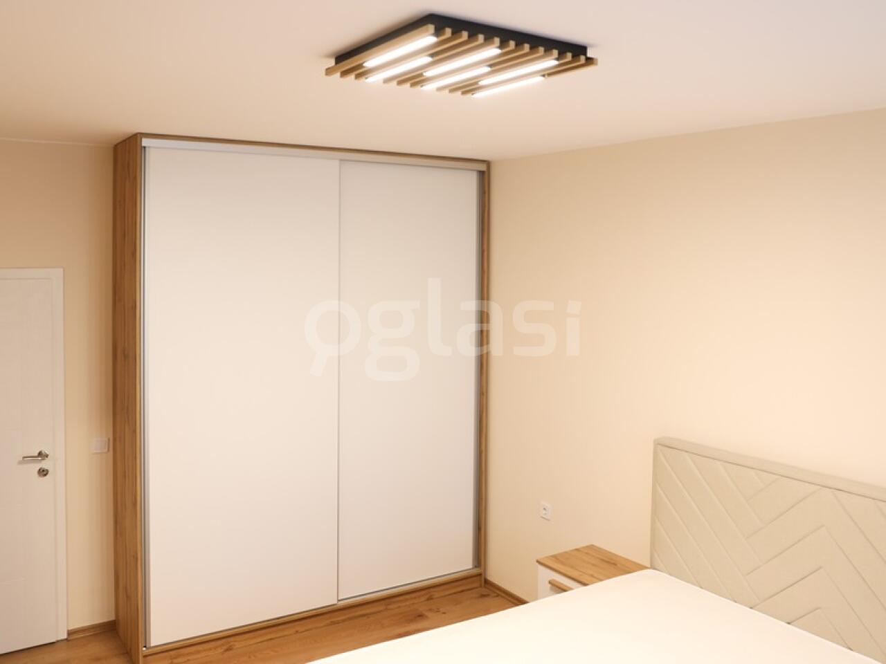 1ebd48463d8b.jpg