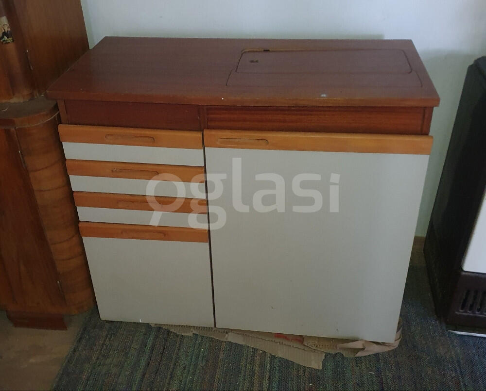 3389a10db1b4.jpg