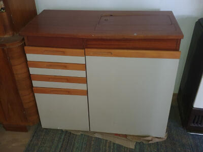 3389a10db1b4.jpg