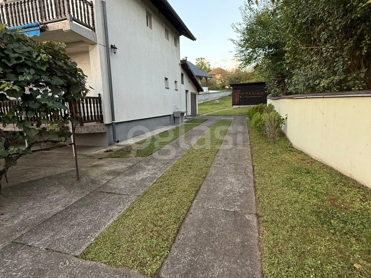 a453965ceb22.jpg