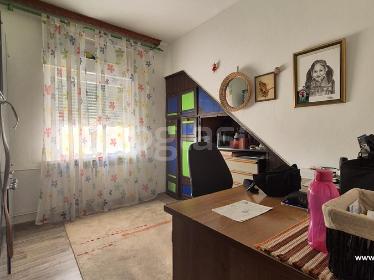 452f6814d710.jpg