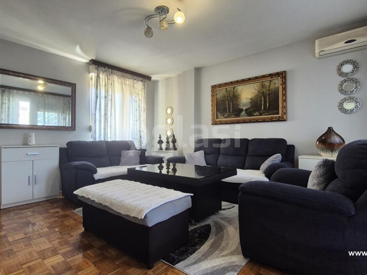 7650069d9478.jpg