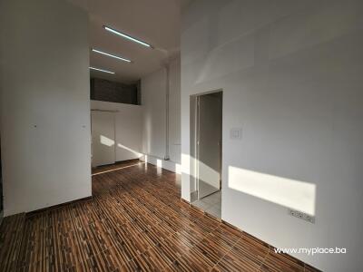e69890ca236d.jpg