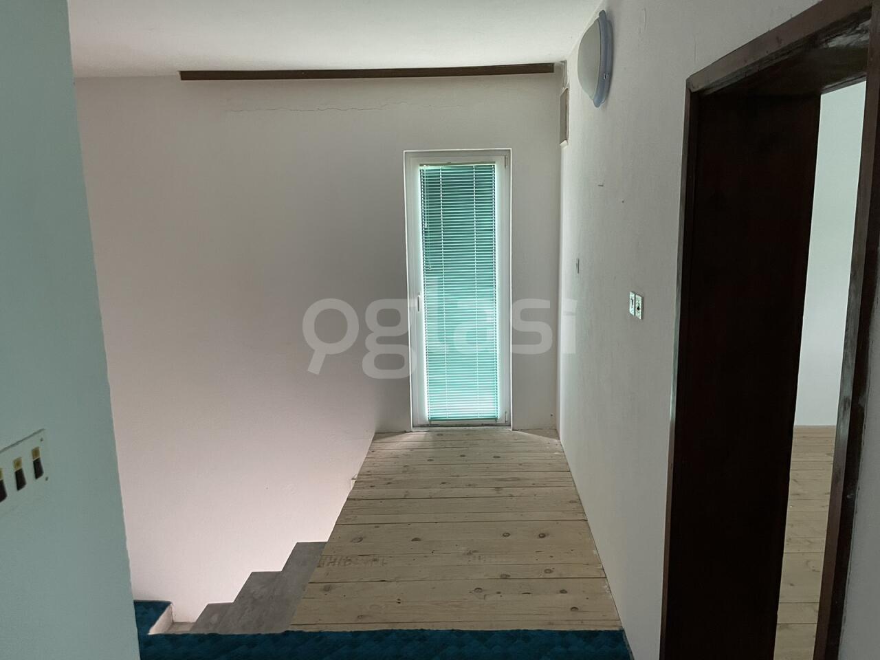 8a3020965988.jpg