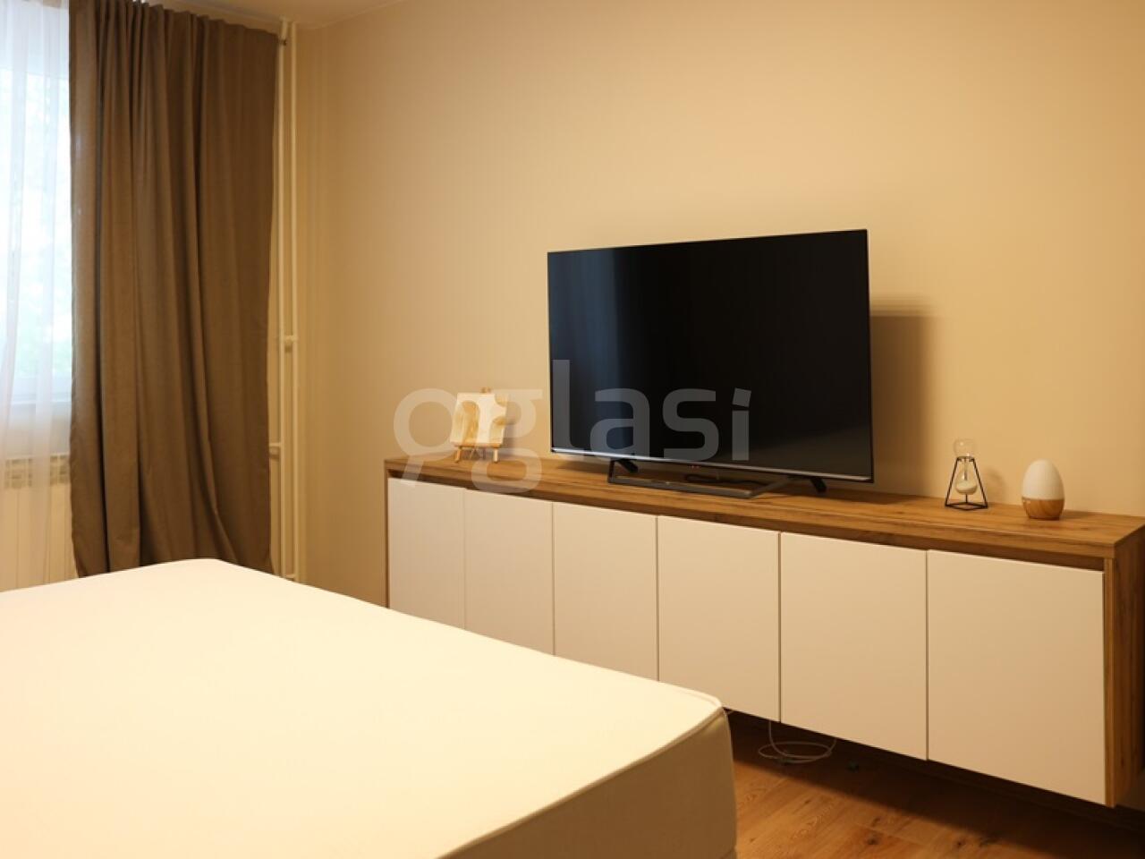 08e3d7bb3542.jpg