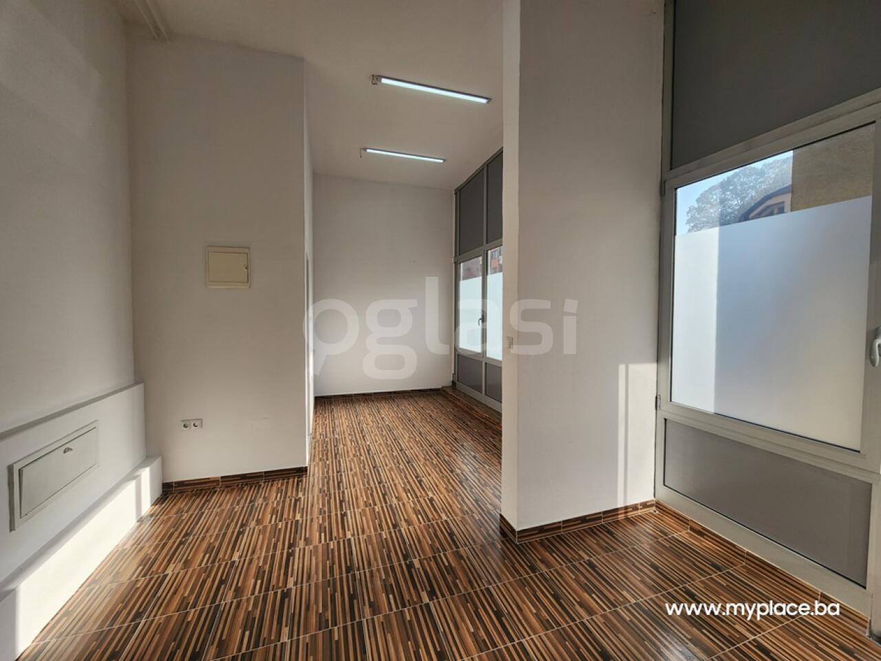 12e26bd4368d.jpg