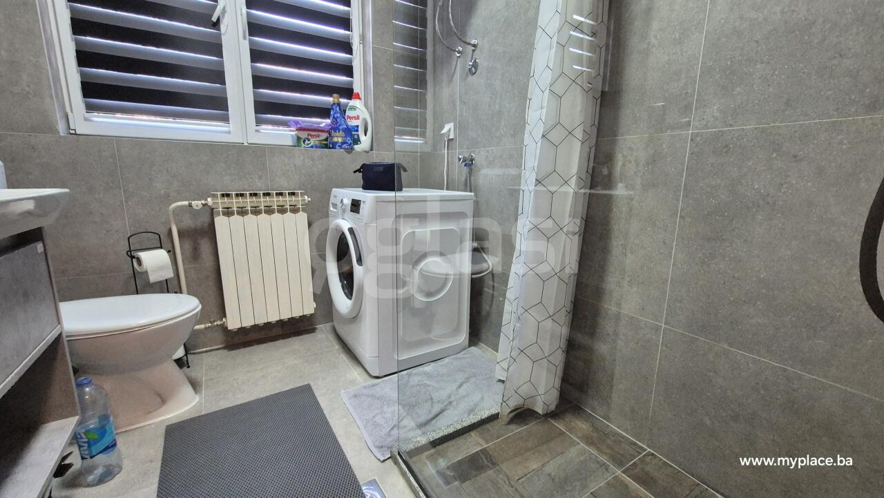 1725788cea75.jpg