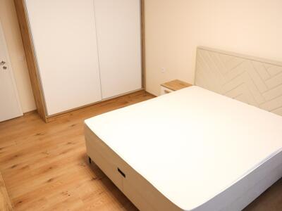 37dcee79cca4.jpg