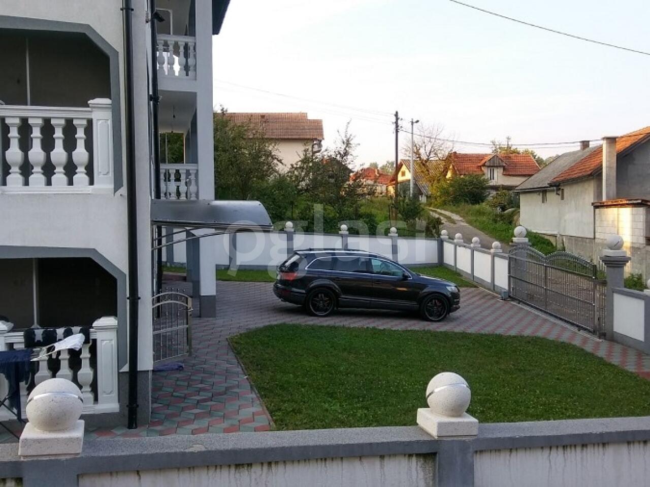 4fc28565ef87.jpg